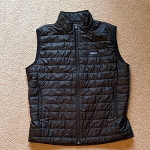 Patagonia Black Puffer Vest men’s large